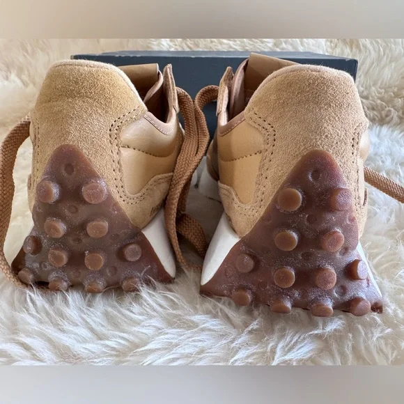 New Balance Beige/Tan Retro Style Sneakers - Picture 7 of 10